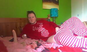 christmas time Incomparable chunky horny dwelling-place unaccompanied housewife