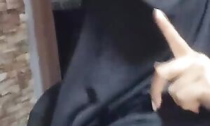 Real XXX Amateur Muslim Arabian MILF Masturbates Squirting Fluid Gushy Pussy To Orgasm HARD Yon Niqab